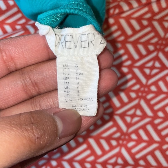 FREE if bundle with regular item Forever 21 Tank Tops bundle - Picture 7 of 14